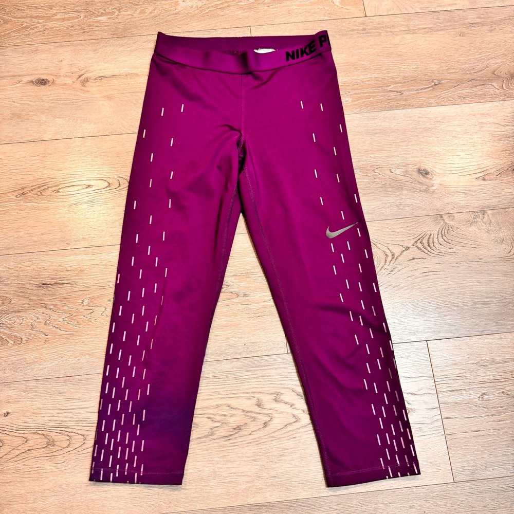 Nike Dri-Fit Pro Linear Rain Black Reflective‎ Capri Legging Pants Size M Medium